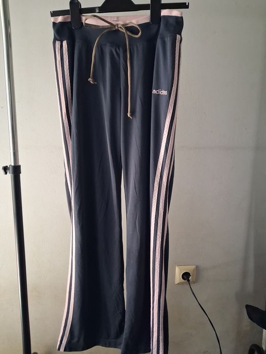 ADIDAS долници S,M,L