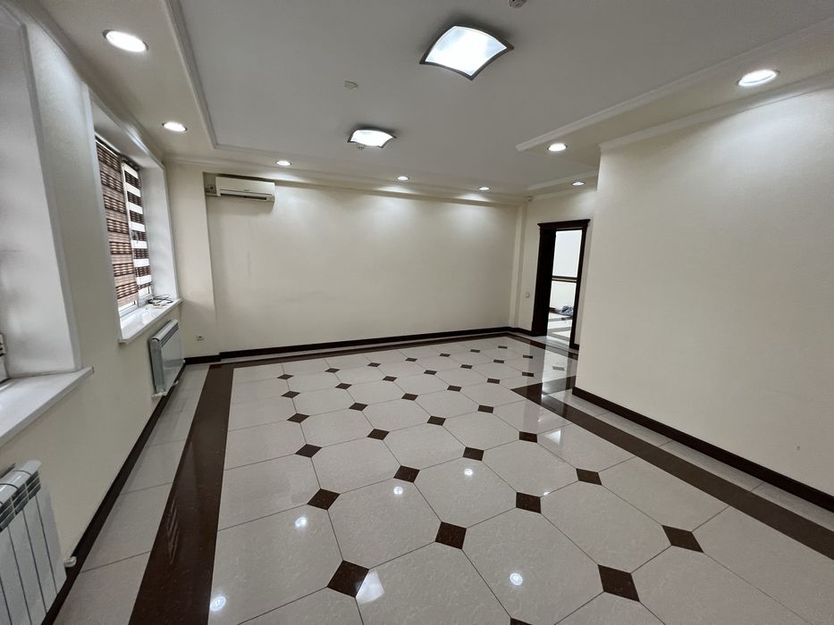 Аренда под офис 36кв м, 2 минут от метро Айбек!