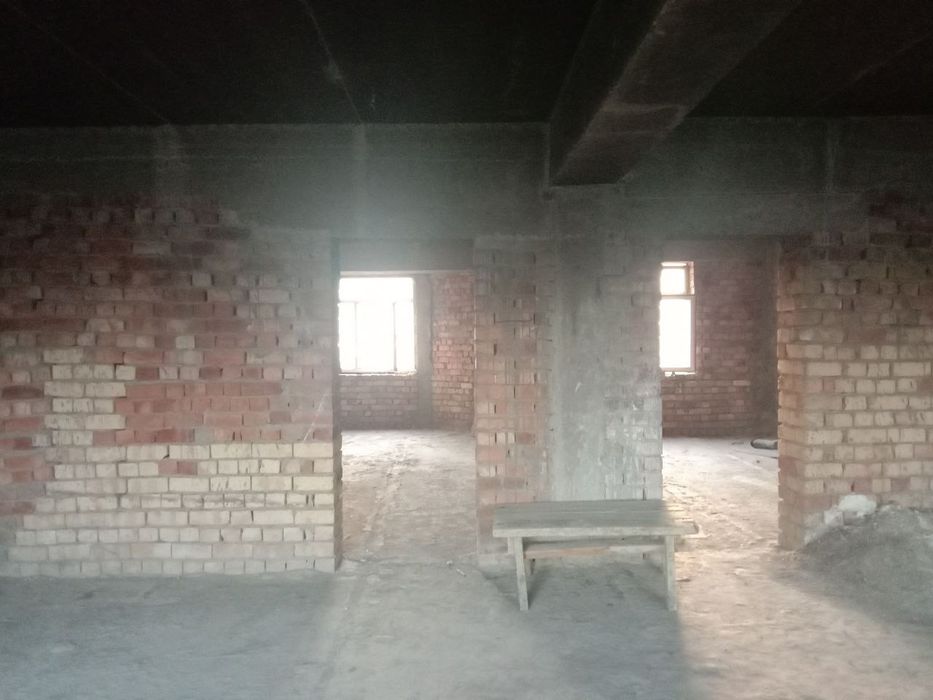 4 комнатная квартира.2 -кават. 8каватли.без посредника.своя квартира.л