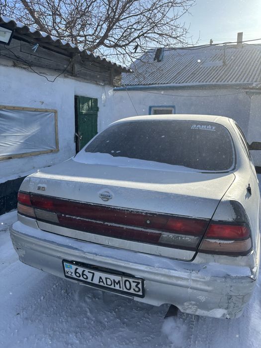 Продам машину nissan cefiro a32