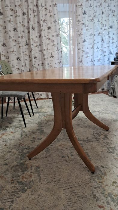 Стол раздвижной Малайзия