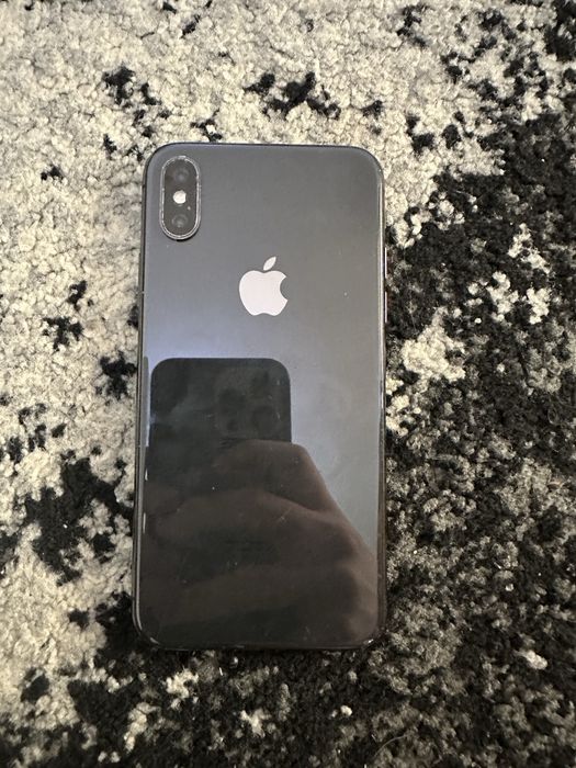 Vând iPhone X 64 gb