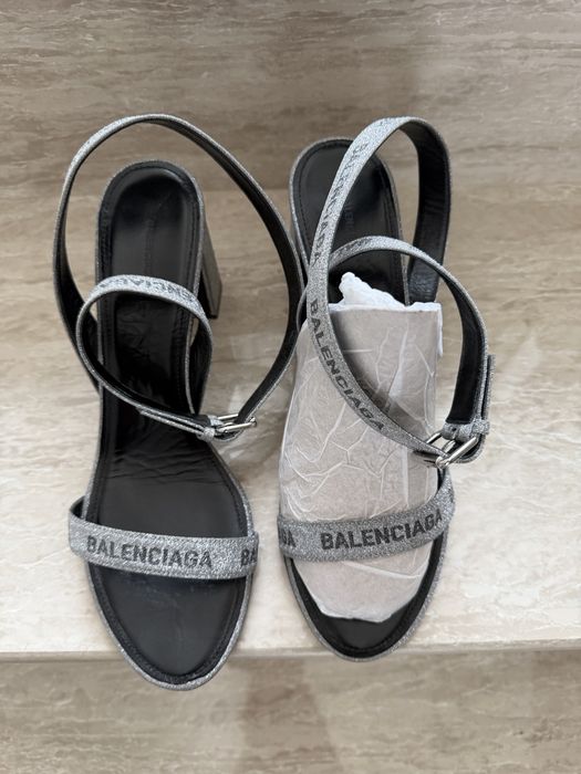 Сандали Balenciaga
