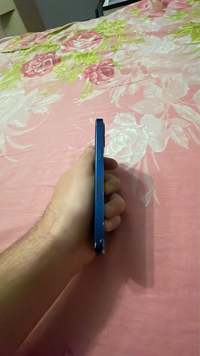 Продам iphone 12 mini