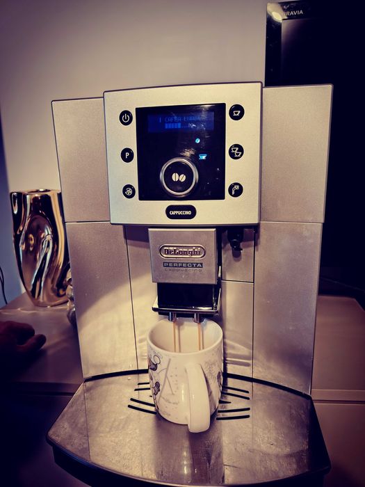 Espressor DeLonghi Perfecta Cappuccino