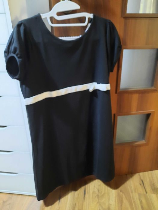 Vand rochie Zara, noua