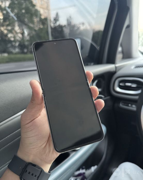 Samsung Flip 6 12/256 silver