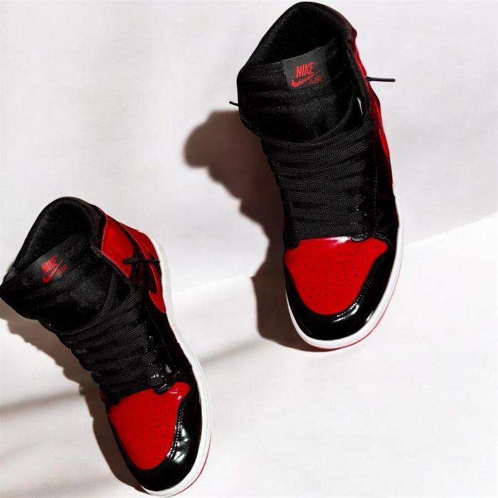 Air Jordan 1 High Patent Bred marimea 44