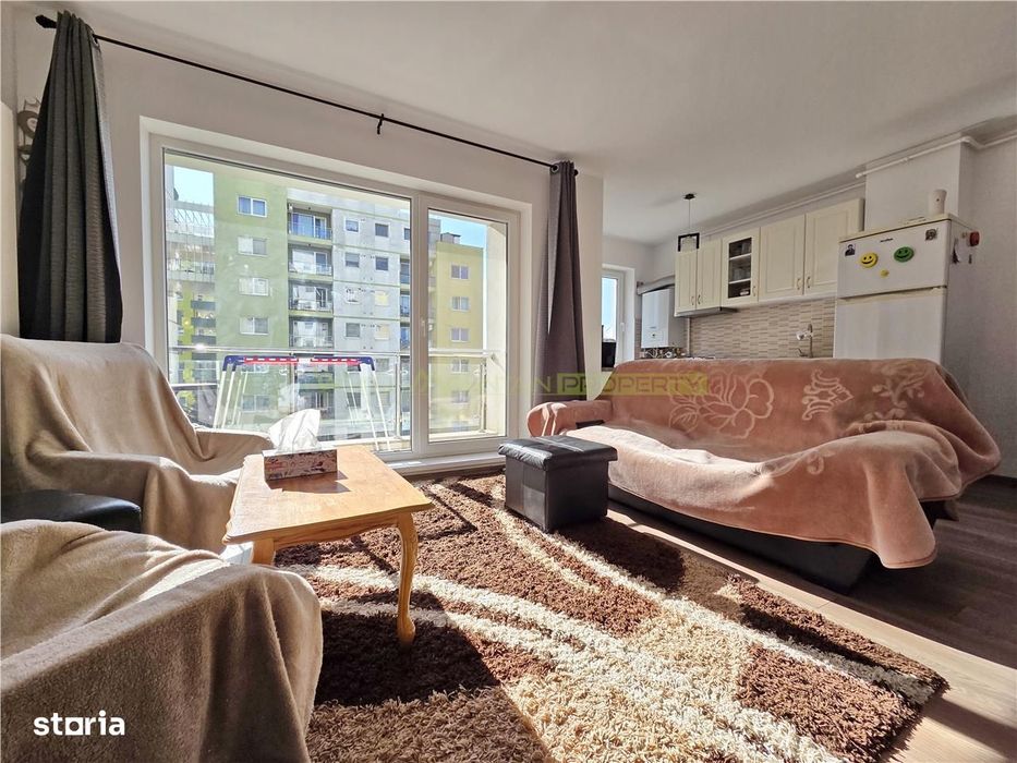 Apartament doua camere si boxa de vanzare in Top City Tractorul