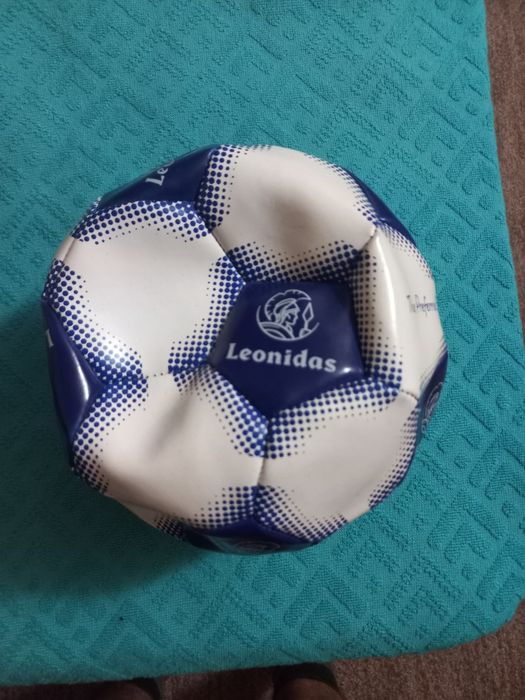 Vând minge de colectie