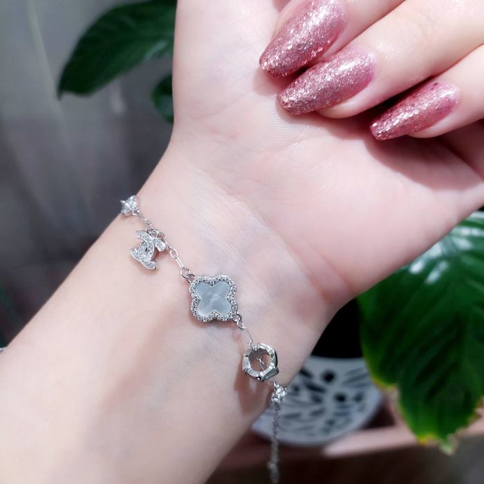 Серебряный шикарный браслет . Серебро 925 Есть доставка.