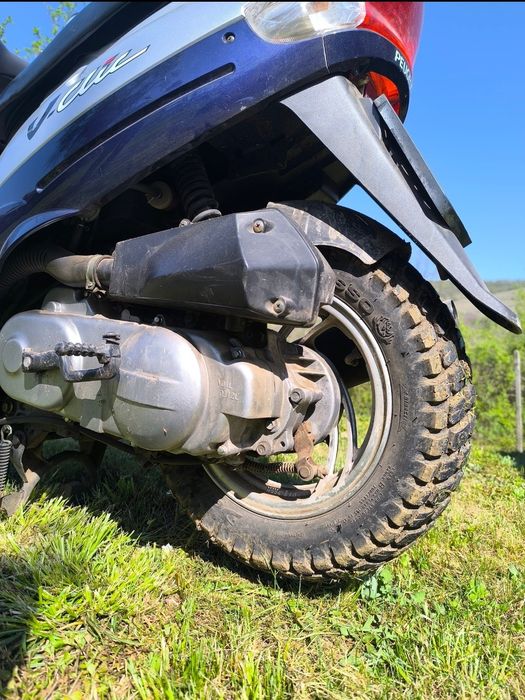 Скутер Peugeot V-clic