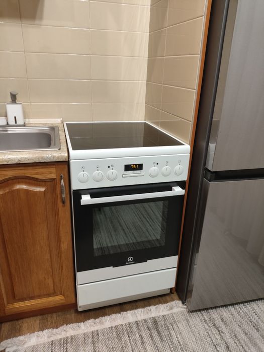 Электроплита,б/у.