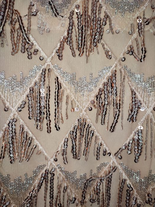 Продам платье новое