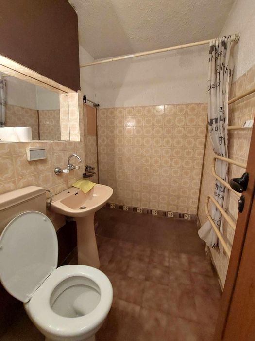 Tристаен апартамент в ж.к. Надежда 3.