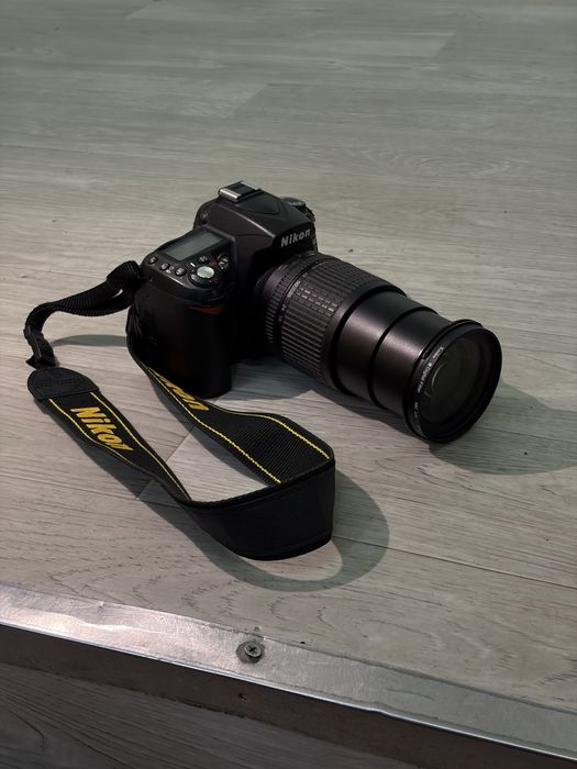 Nikon D90  / 18-135