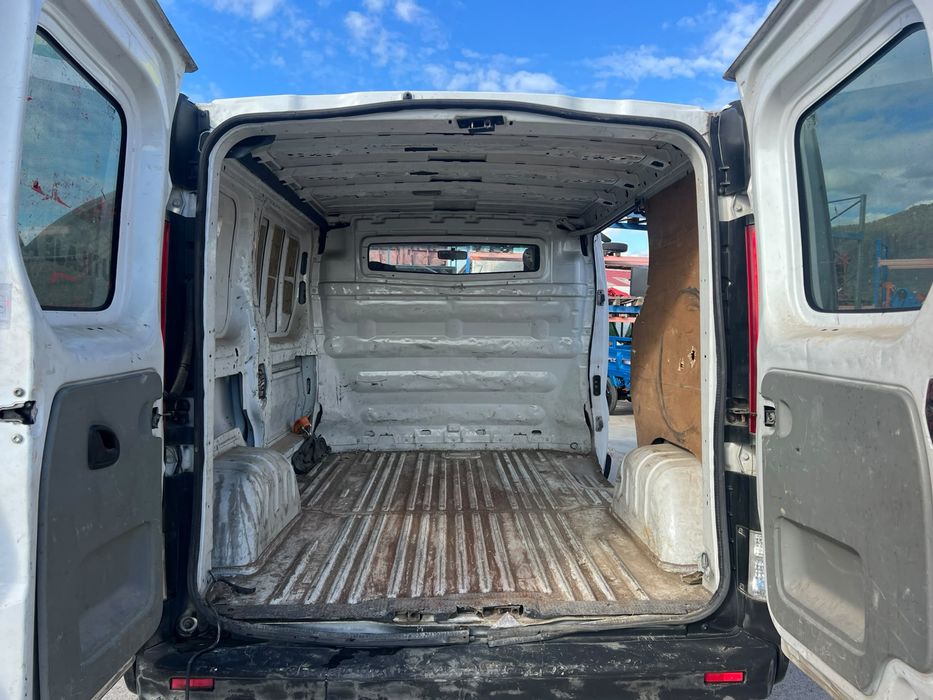 Opel vivaro 2.0 diesel pret tva inclus deductibil