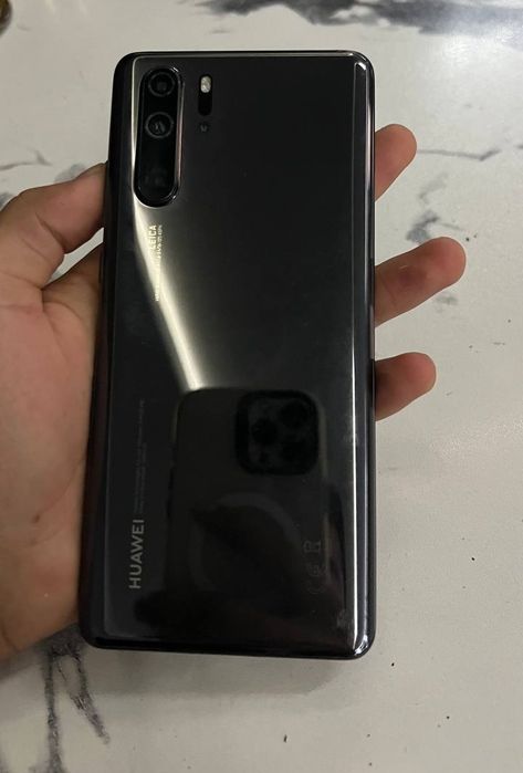 Huawei p30 pro ekran almashgan zo'r ishlaydi atp yo'q fase bor