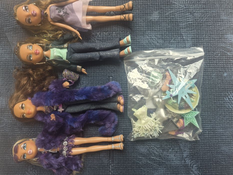 Лот ретро кукли Bratz (Братц) MGA – Yasmin & Cloe с аксесоари (2002-2004)
