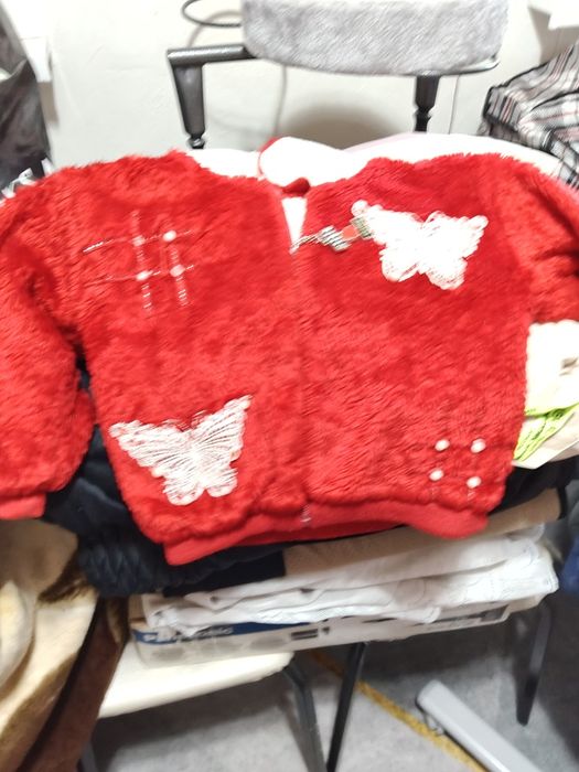 Отдам вещи на девочку