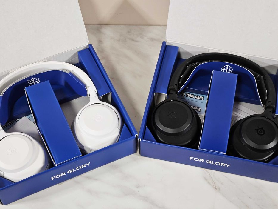 SteelSeries Arctis Nova 3P универсални безжични слушалки за мултимедия