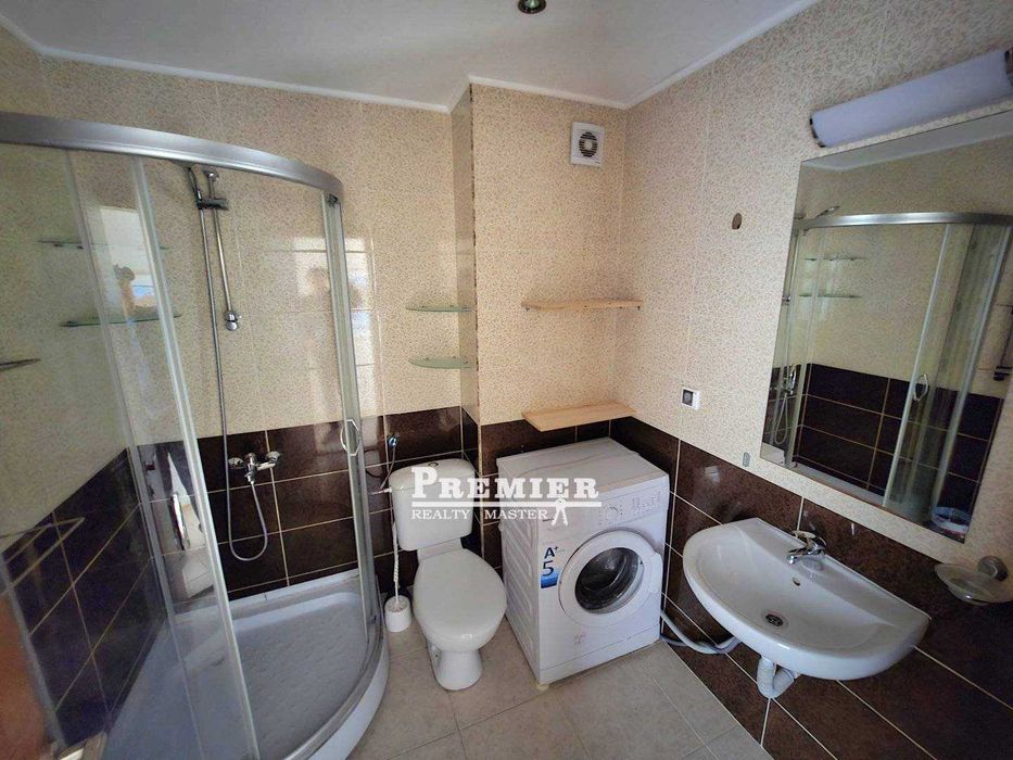 Просторен двустаен в Равда