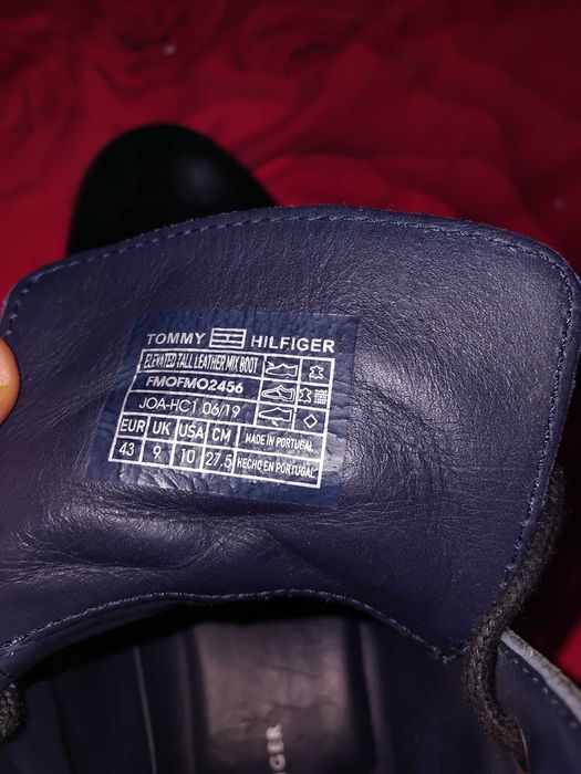 Tommy Hilfigier elevated tall leather boots