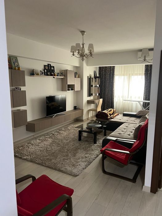 Apartament de închiriat – 3 camere– Rm Valcea