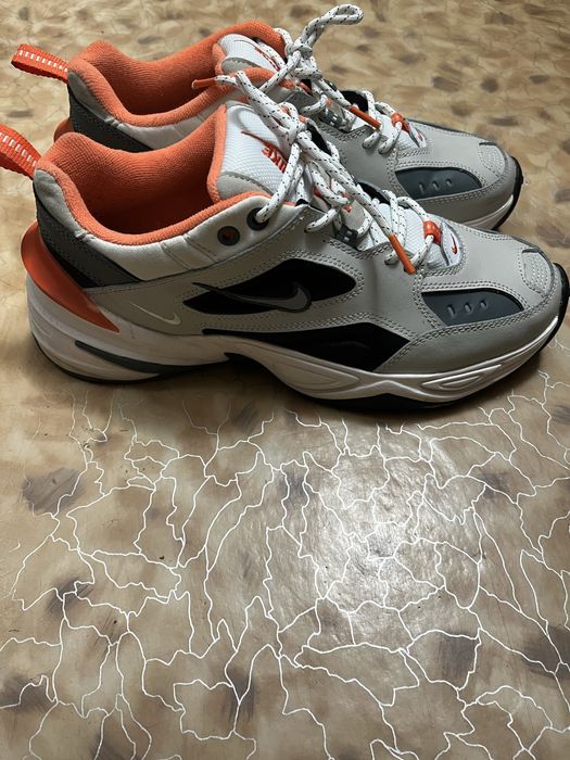 Продам кроссовки Nike