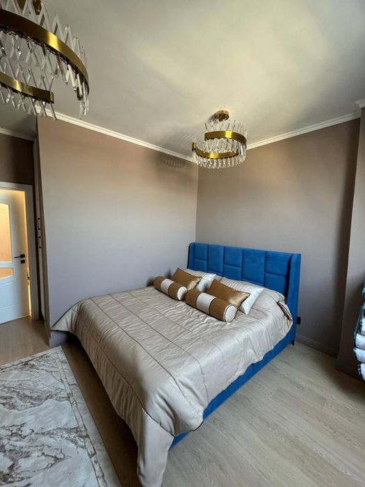 Двуспалная кроваь