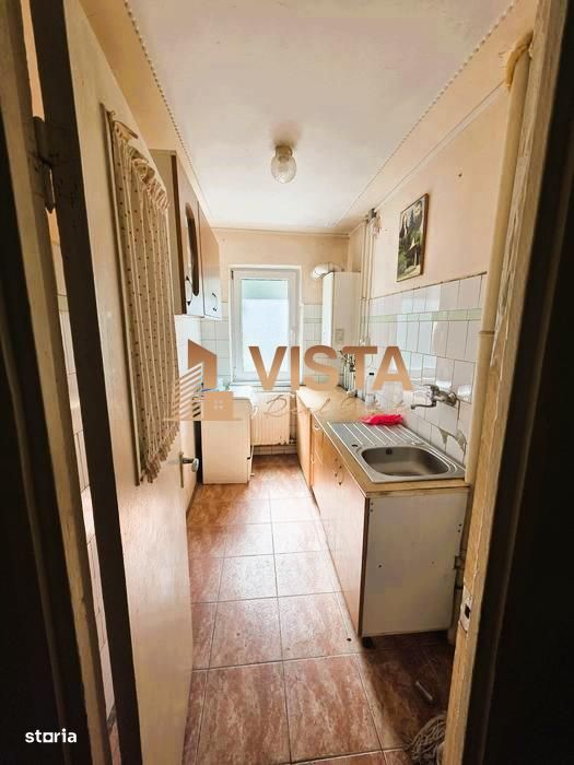 Apartament 2 camere, zona Florilor ,ideal pentru locuit sau investitie — fotografia 3