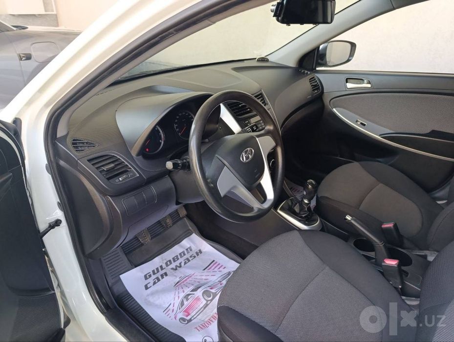 Hyundai accent  сотувда