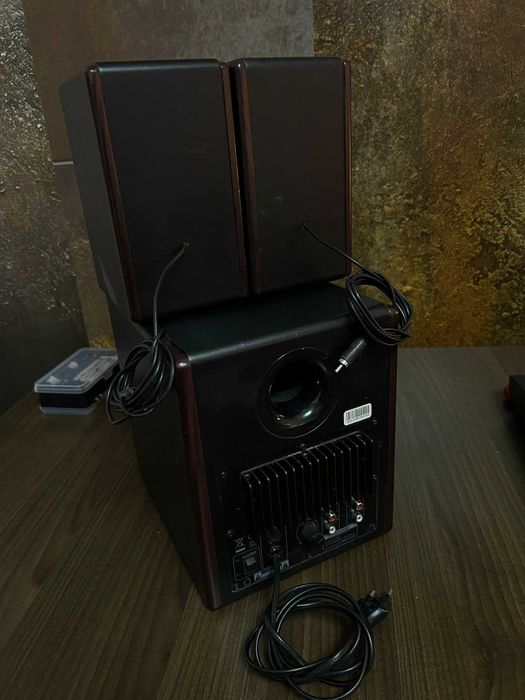 Boxe MicroLab FC-300