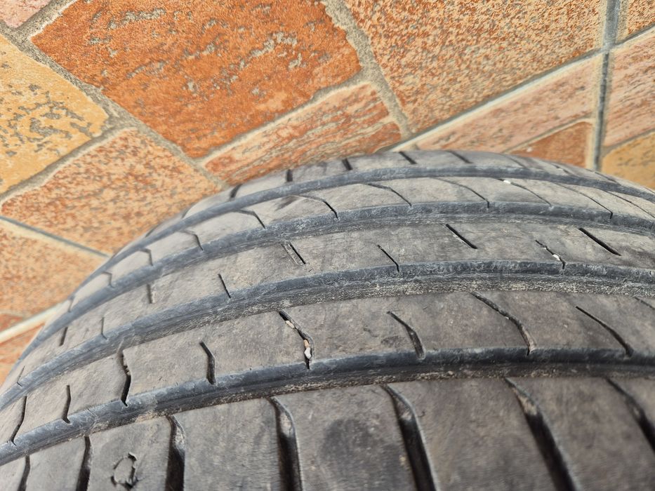 Летни 235/45ZR17 и 225/45R17