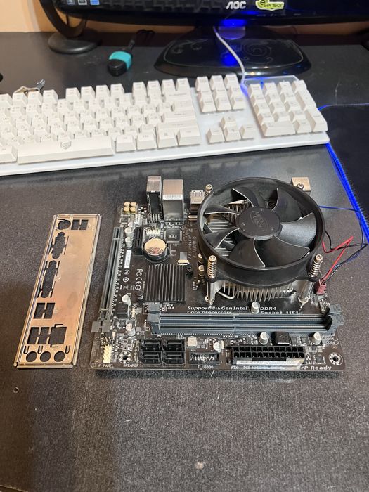 Продам комплект без озу