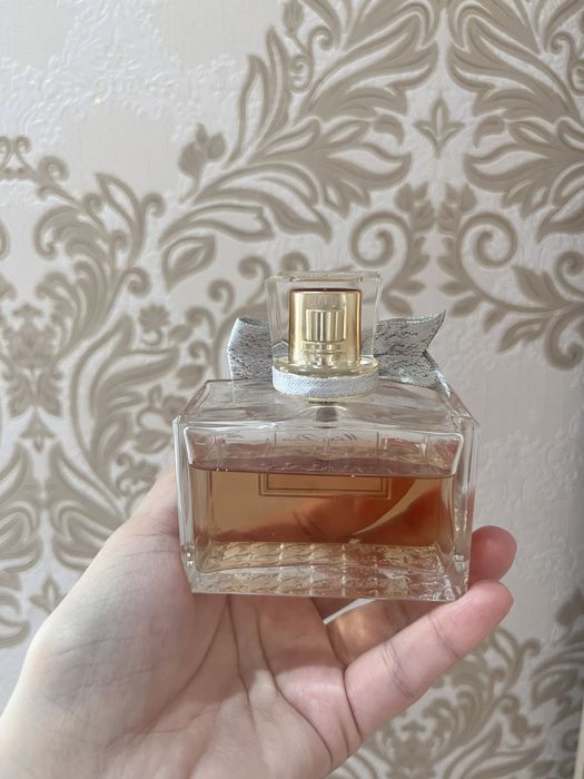 Продается DIOR оригинал.