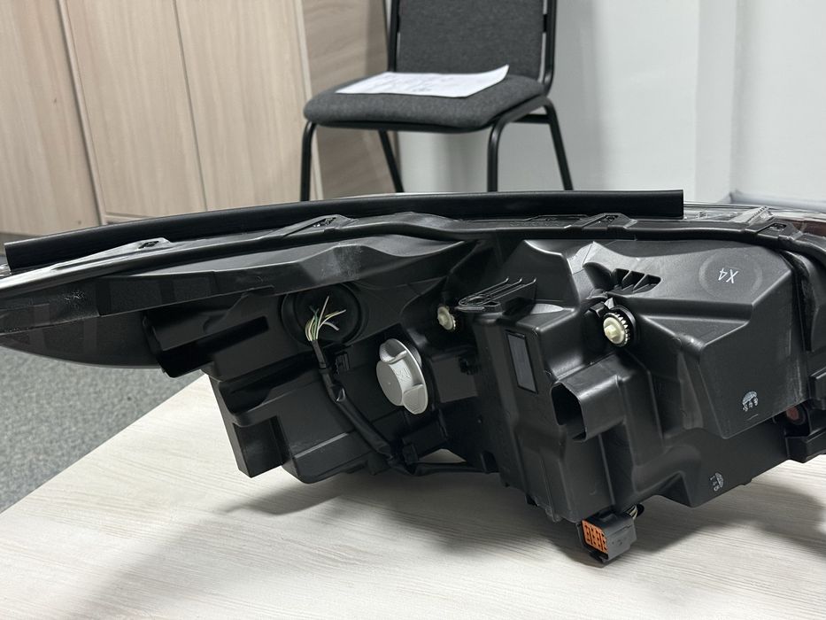 Фара левая оригинал