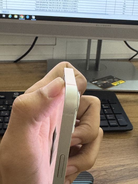 Iphone 13 ozi 128 gb