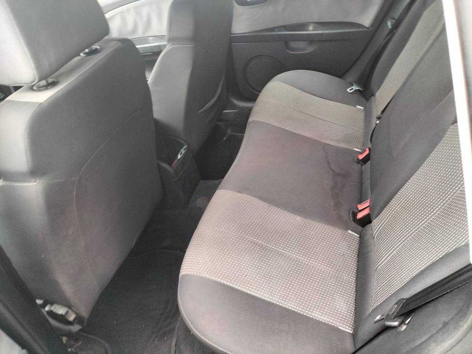 Seat Leon 1.6 TDI НА ЧАСТИ