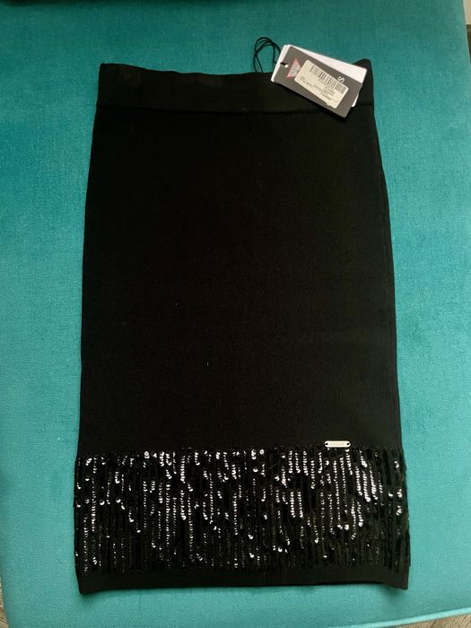 Елегантна пола Guess