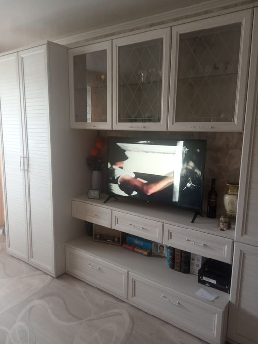 Продам 3хком квартиру район Пирамиды.