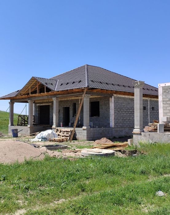 Бригада узбеки строители
