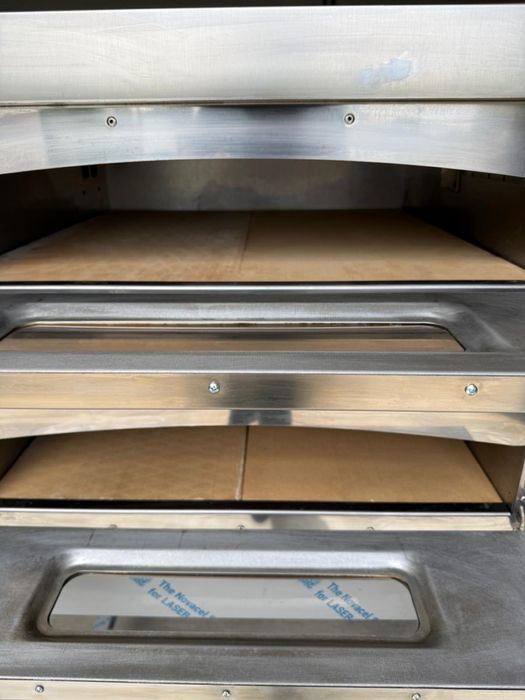 Cuptor pizza 4 + 4 Pizzagroup Italia, an 2026, NOU, GARANTIE