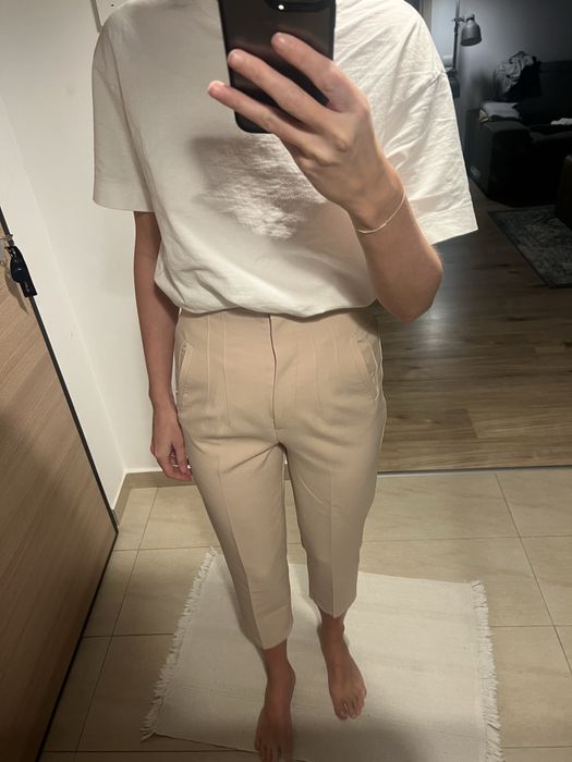 Pantaloni bej noi, fara eticheta