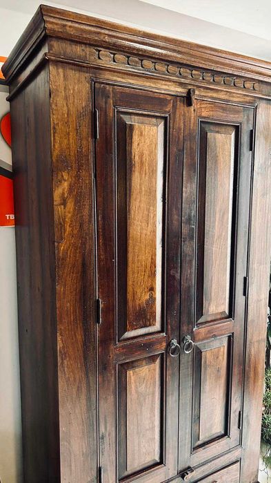 Шкаф от Тиково дърво Холандия