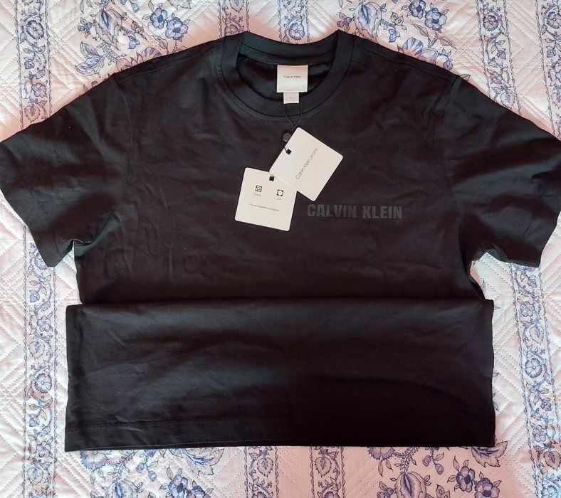Tricou Calvin Klein ,mărimea S (M), negru, nou