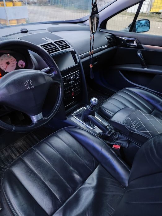 Vând s-au schimb Peugeot 407 an 2010 Facelift motor 2.0 hdi.Euro5