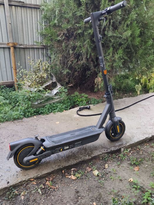 Ninebot KickScooter MAX G2