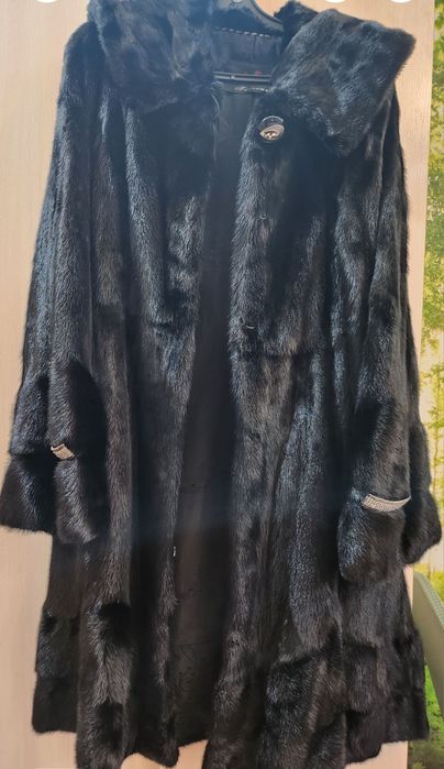 Продаётся натуральная шуба