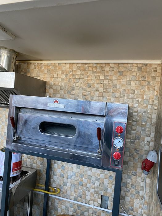 Cuptor pizza profesional